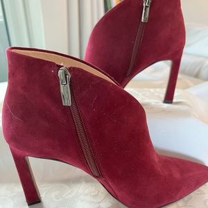 Vince Camuto Fuscia Booties